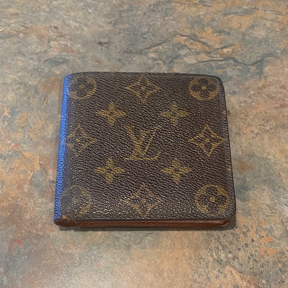 Louis Vuitton Monogram Wallet - Picture 1 of 10
